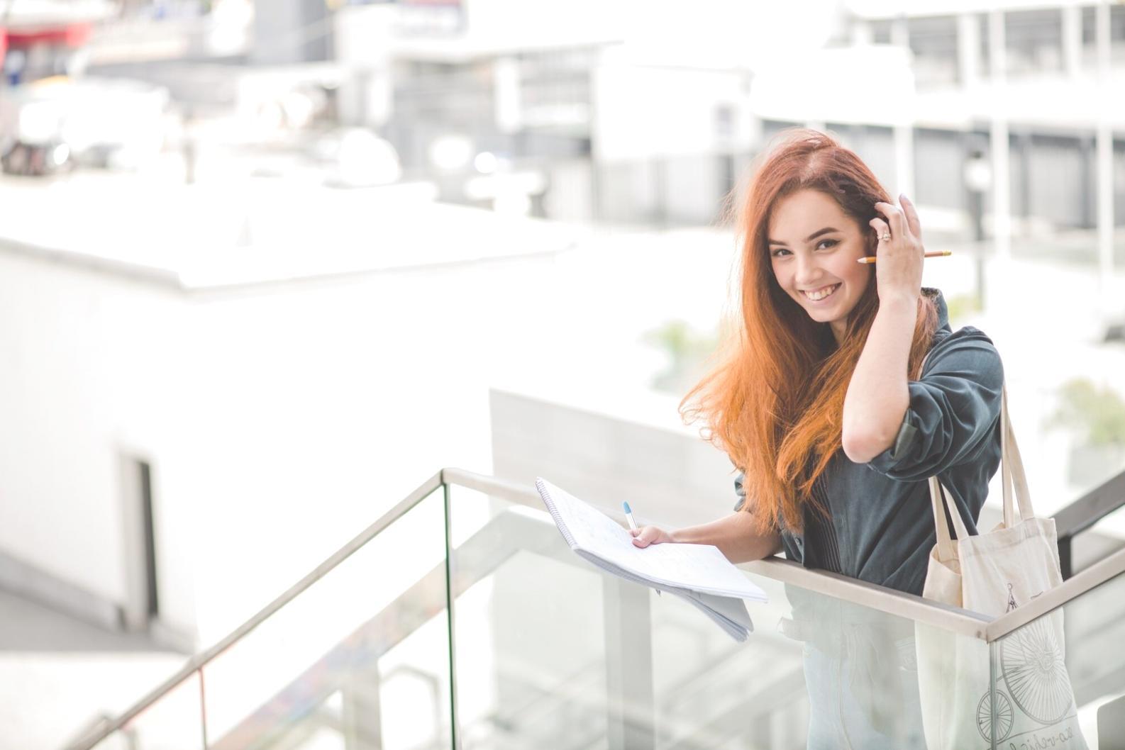 Modern financial planning office in Sydney with Australian market analysis displays